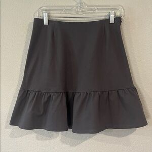 NWT Gilli ‘Tobi’ flounce hem skirt side zip ponte knit SP